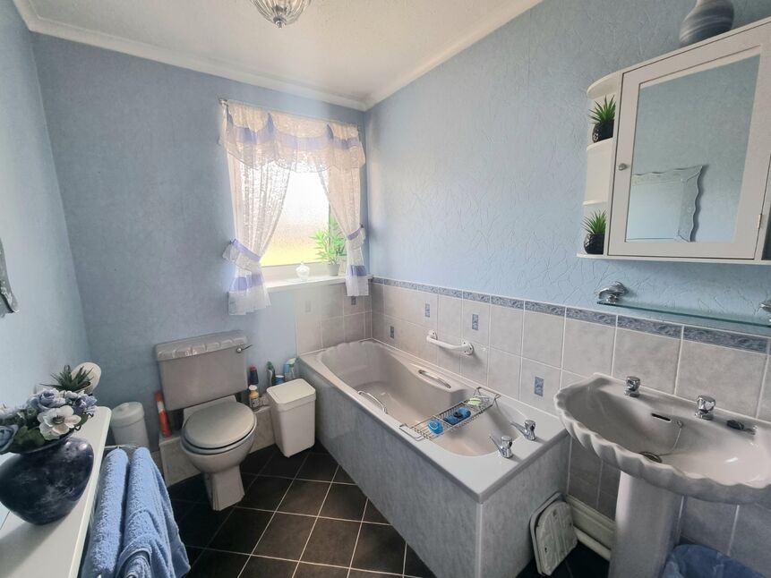 3 bedroom Semi Detached House for sale, Cutlers Hall Road, Consett, DH8