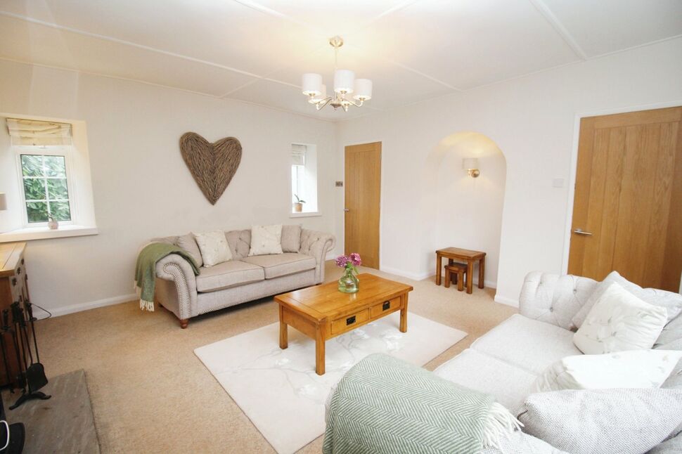 5 bedroom Semi Detached House for sale, Benfieldside Road, Consett, DH8