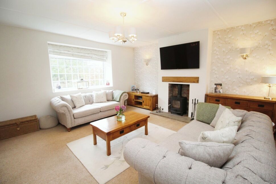 5 bedroom Semi Detached House for sale, Benfieldside Road, Consett, DH8