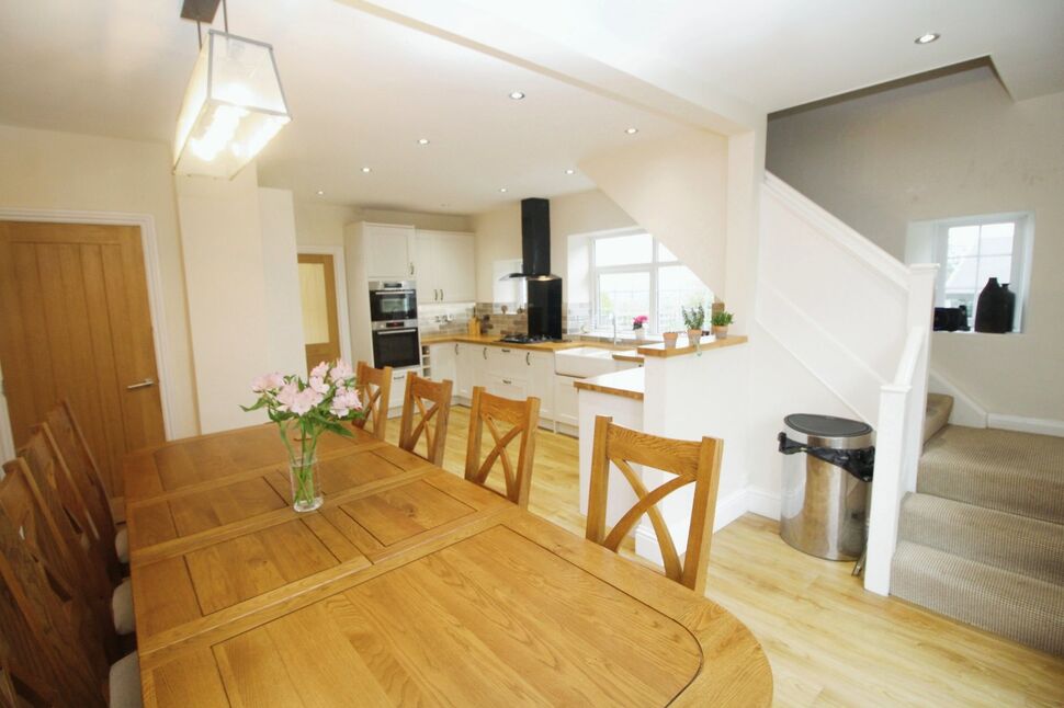 5 bedroom Semi Detached House for sale, Benfieldside Road, Consett, DH8