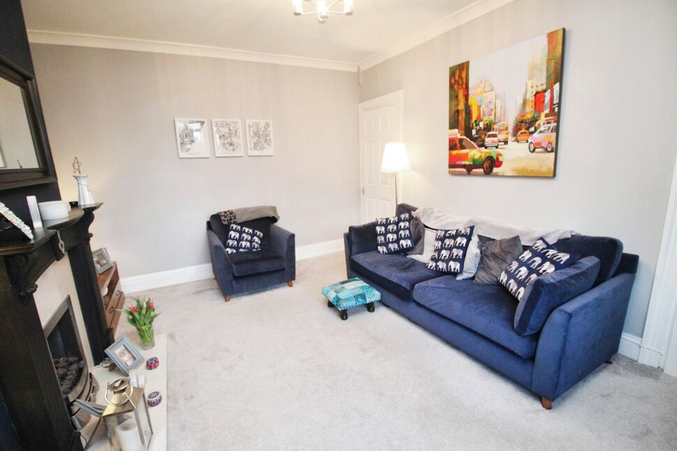 3 bedroom Semi Detached House for sale, Durham Road, Blackhill, DH8 £