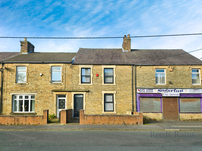 3 bedroom Mid Terrace House for sale