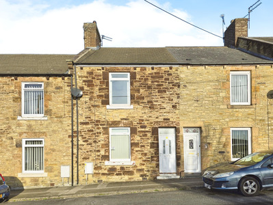 Berry Edge Road, 2 bedroom Mid Terrace House for sale, £67,500