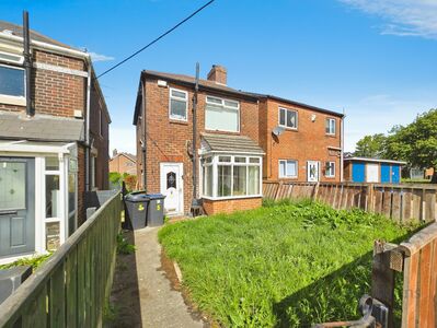 2 bedroom Detached House for sale