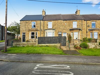2 bedroom Mid Terrace House for sale