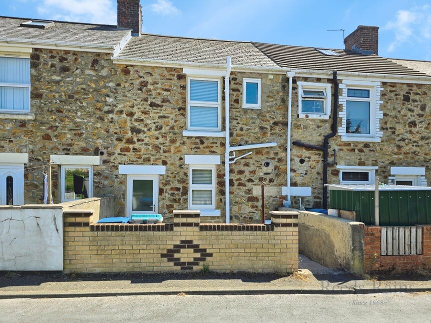 Main image of 2 bedroom Mid Terrace House for sale, Gill Street, Consett, Durham, DH8