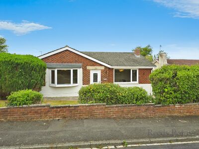 2 bedroom Semi Detached Bungalow for sale