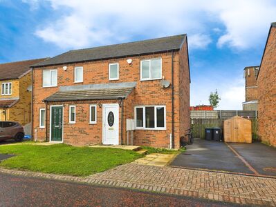 3 bedroom Semi Detached House to rent