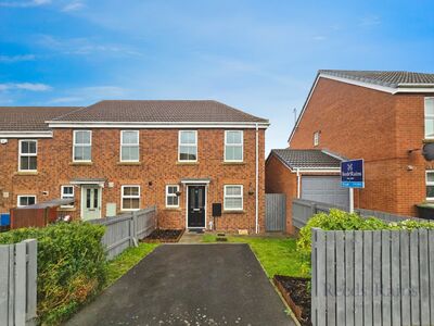 Dorset Crescent, 2 bedroom Semi Detached House to rent, £775 pcm