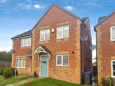 Dewhirst Close, 3 bedroom Semi Detached House for sale, £145,000