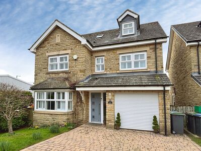 Bishops Meadow, 5 bedroom Detached House for sale, &pound;425,000