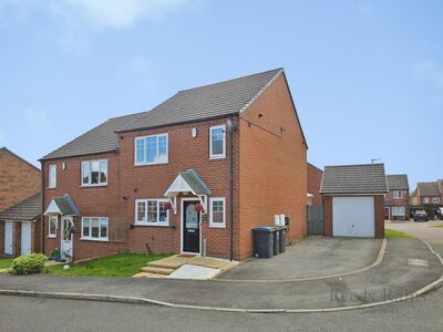 Gayle Court, 3 bedroom Semi Detached House for sale, &pound;190,000