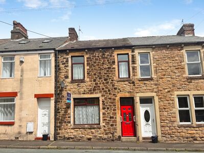 3 bedroom Mid Terrace House for sale