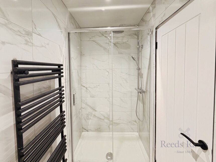 En-Suite Bathroom