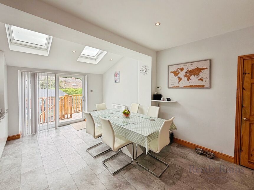 Kitchen / Diner