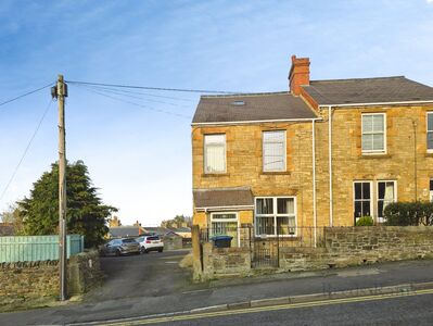 3 bedroom End Terrace House for sale
