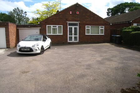 3 bedroom Detached Bungalow to rent