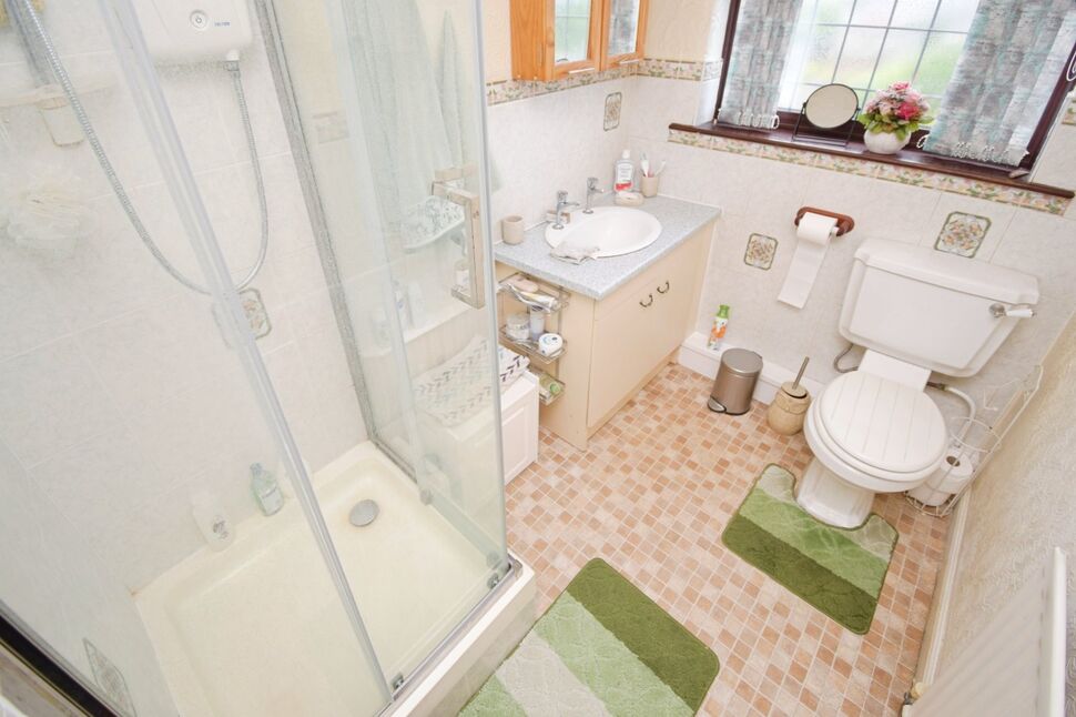 Shower Room / WC