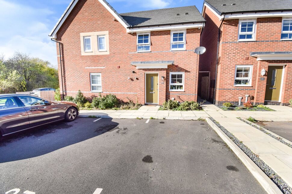 2 bedroom End Terrace House for sale, Coleridge Road, Wyken, CV2 £220,000