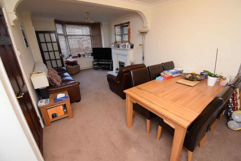 2 bedroom End Terrace House for sale, Honiton Road, Wyken, CV2 £190,000