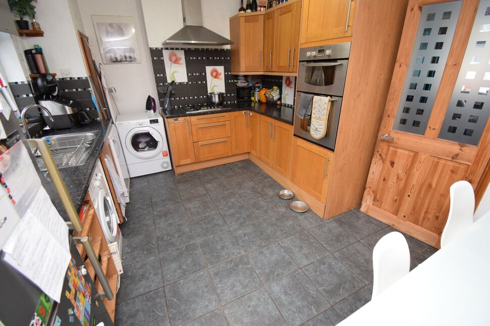 3 bedroom Mid Terrace House for sale, Limbrick Avenue, Tile Hill, CV4