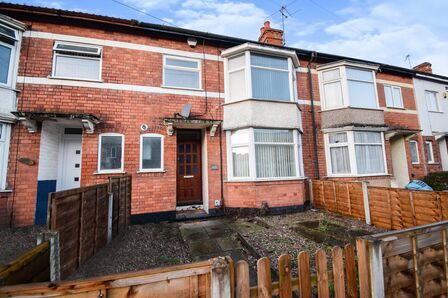3 bedroom Mid Terrace House to rent