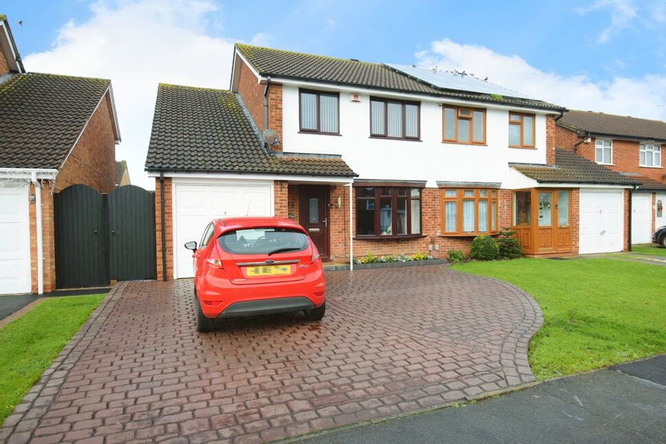 4 bedroom Semi Detached House for sale