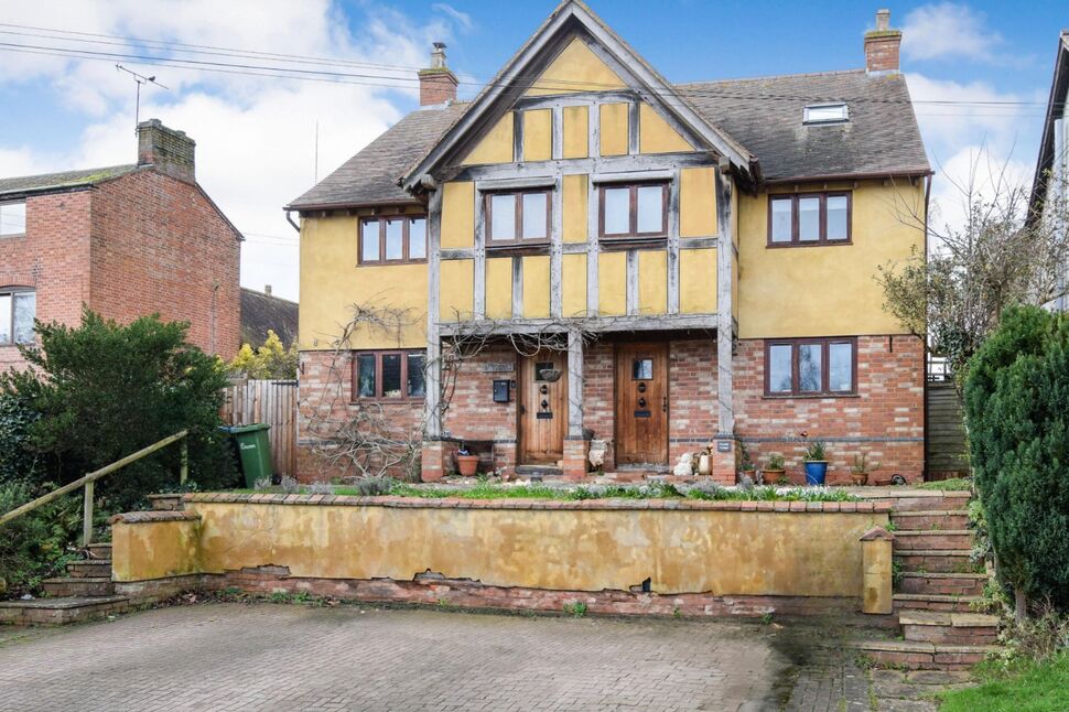 Main image of 4 bedroom Semi Detached House for sale, Main Street, Frankton, Warwickshire, CV23