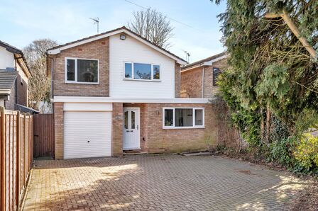Station Avenue, 4 bedroom Detached House for sale, £425,000