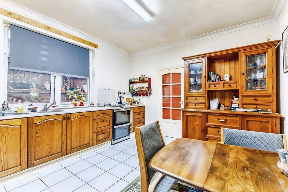 Kitchen / Breakfast Room