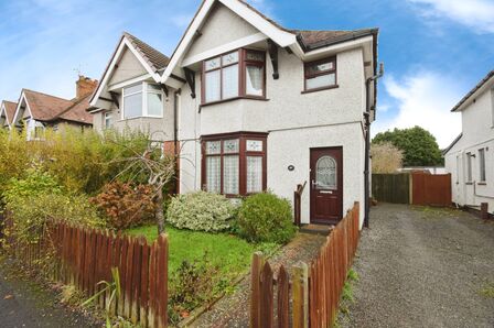 Binley Avenue, 3 bedroom Semi Detached House for sale, £240,000