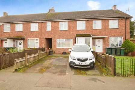 3 bedroom Mid Terrace House for sale