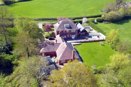 Coventry Road, 6 bedroom Detached House for sale, £900,000