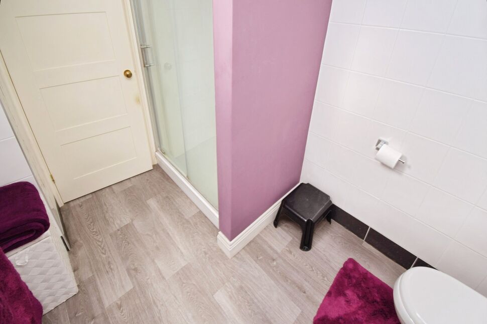 Shower Room / WC