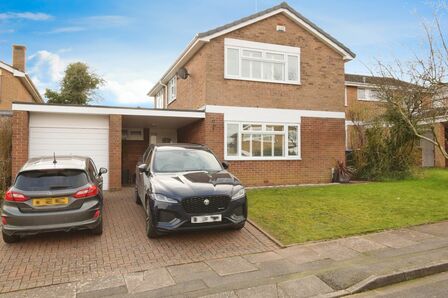 Oxley Drive, 4 bedroom Detached House for sale, £495,000