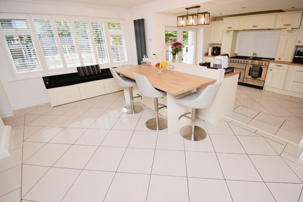 Breakfast Room
