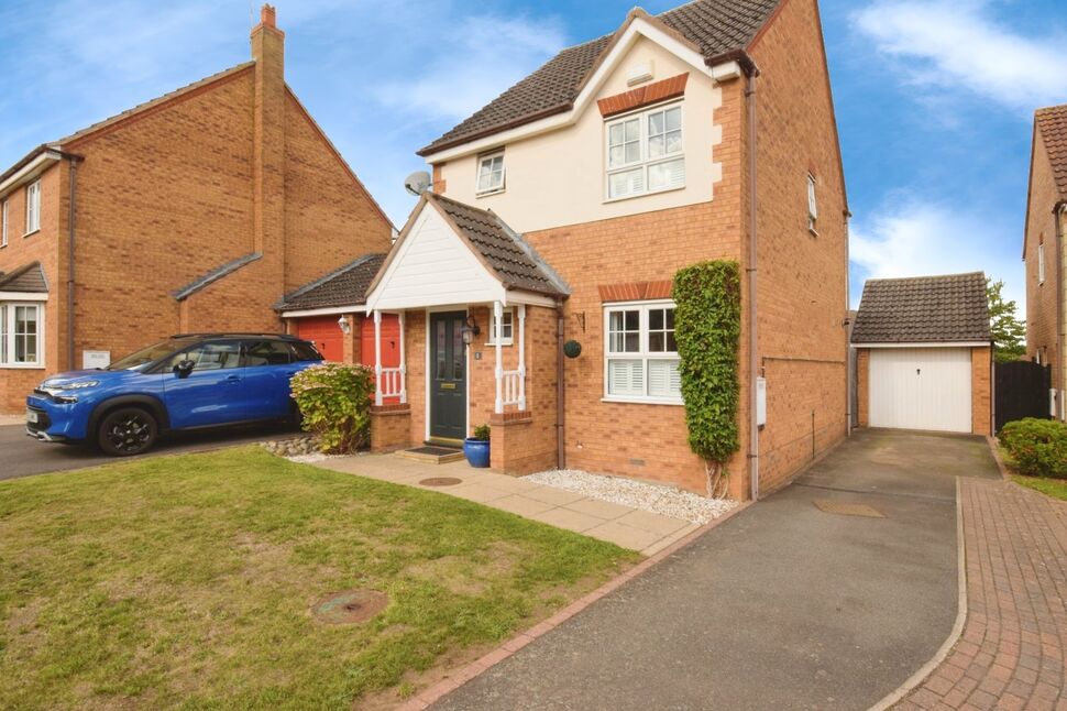 Main image of 3 bedroom Detached House for sale, Kingsholm Close, Binley, West Midlands, CV3