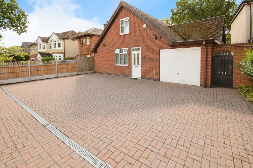 Main image of 4 bedroom Detached House for sale, Rugby Road, Binley Woods, Warwickshire, CV3
