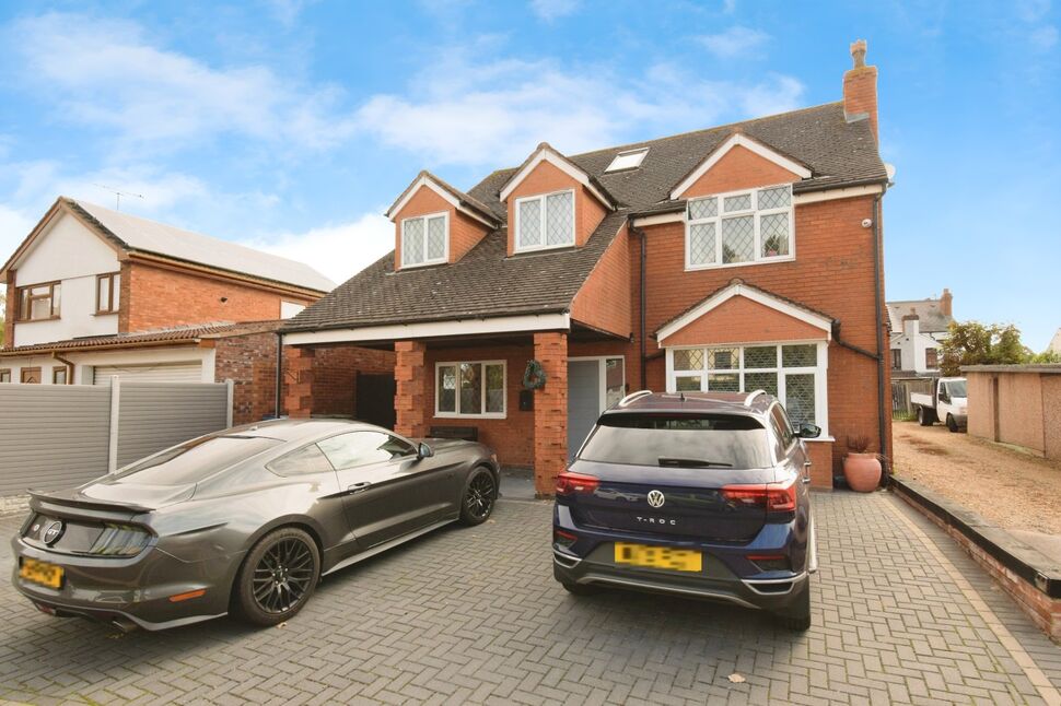 Main image of 5 bedroom Detached House for sale, Aldermans Green Road, Coventry, CV2