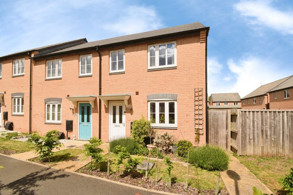 3 bedroom End Terrace House for sale