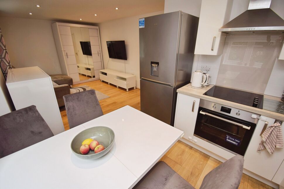 Kitchen / Living Room