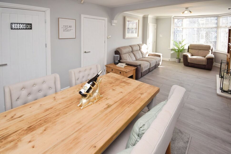 Open Plan Living Dining Kitchen