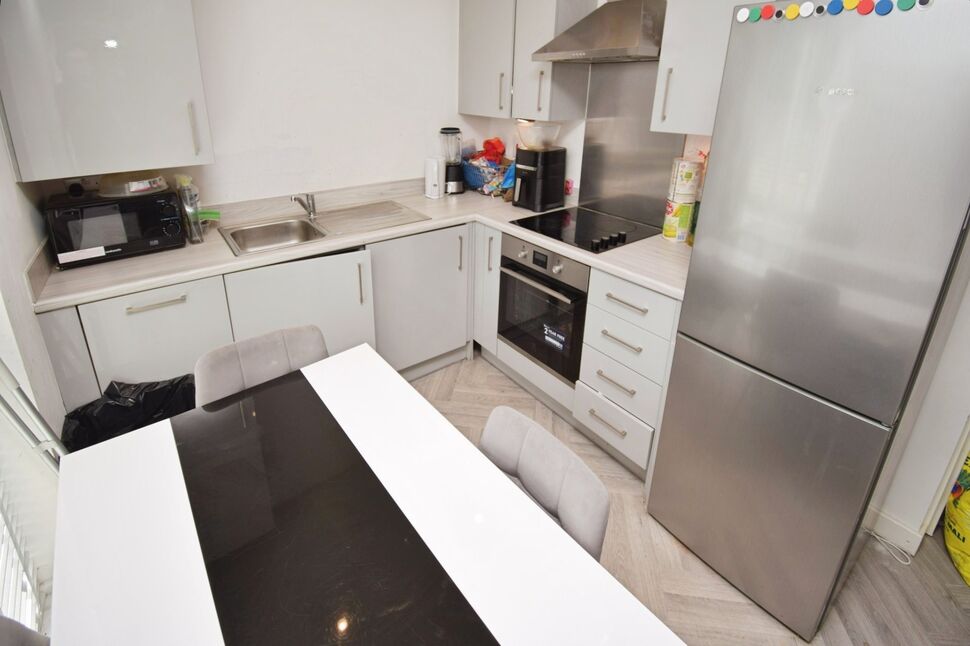 Kitchen / Living / Dining