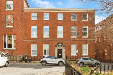 1 bedroom  Flat for sale