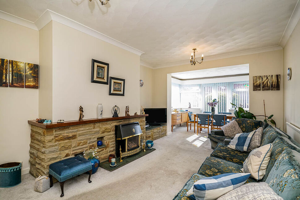 3 bedroom Detached Bungalow for sale, Templegate Crescent, Leeds, LS15