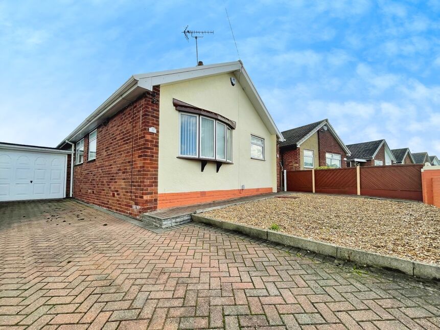 Main image of 3 bedroom Link Detached Bungalow to rent, Templegate Avenue, Leeds, West Yorkshire, LS15