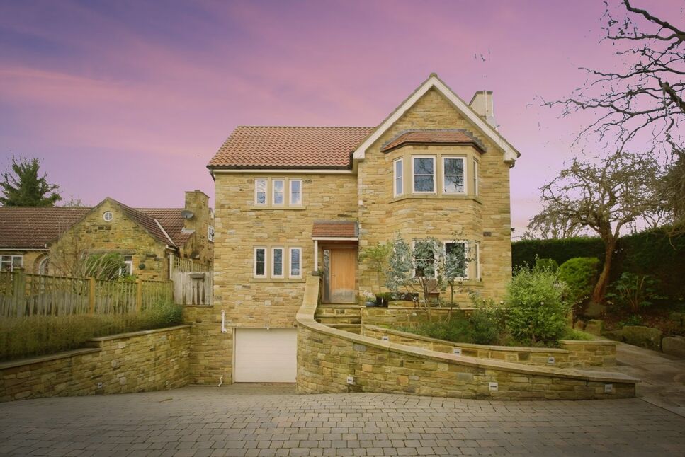 Main image of 4 bedroom Detached House to rent, Woodacre Crescent, Bardsey, West Yorkshire, LS17
