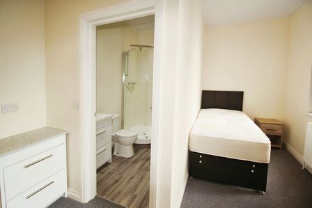 Lavender Walk, 1 bedroom  Room to rent, £500 pcm