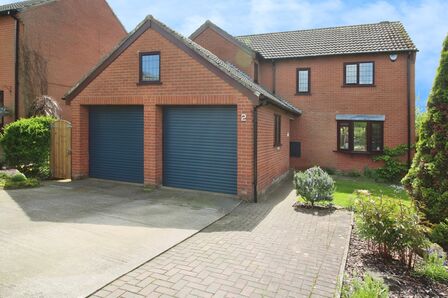 Burr Tree Drive, 4 bedroom Detached House for sale, £495,000