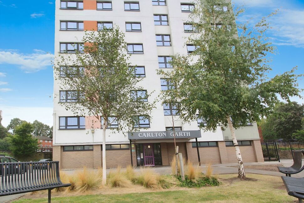 Main image of 2 bedroom  Flat to rent, Carlton Garth, Leeds, West Yorkshire, LS7